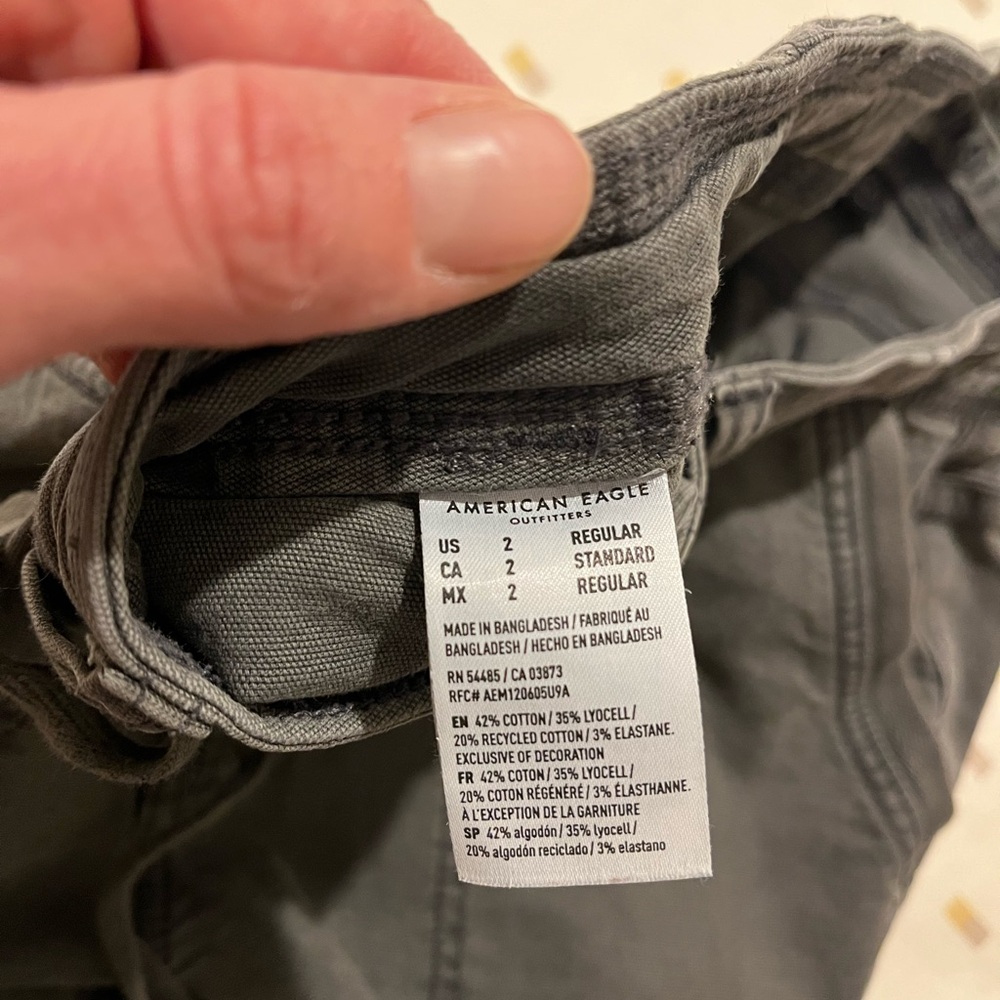 American Eagle Outfitters Charcoal Cargo Pants - Picture 6 of 9